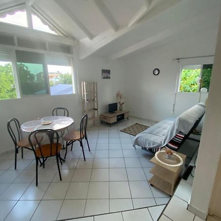 Appartements: Plage & Commerces A 200M Sainte-Anne  Eksteriør billede