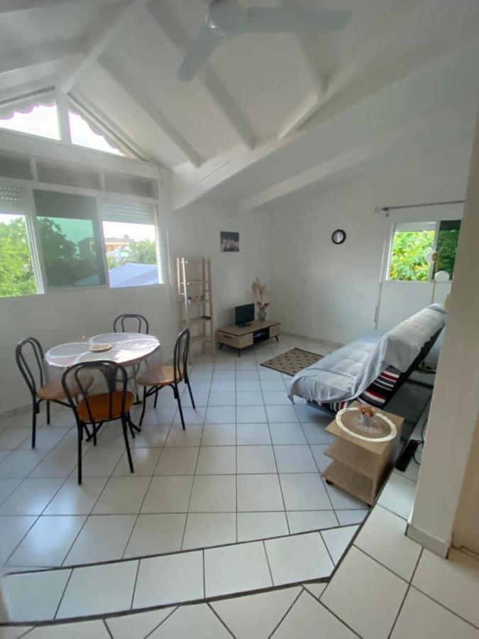 Appartements: Plage & Commerces A 200M Sainte-Anne  Eksteriør billede