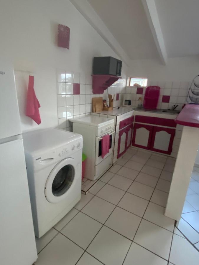 Appartements: Plage & Commerces A 200M Sainte-Anne  Eksteriør billede
