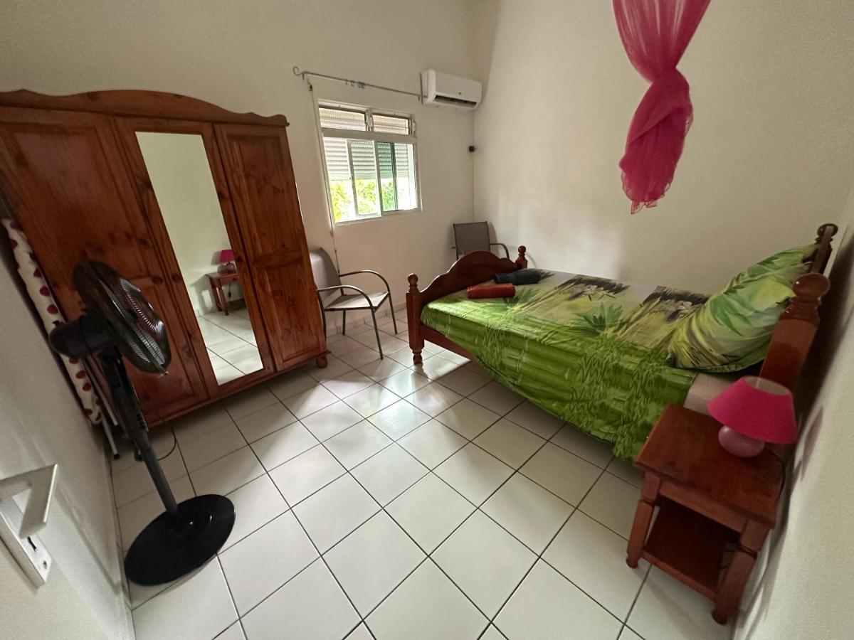 Appartements: Plage & Commerces A 200M Sainte-Anne  Eksteriør billede